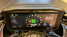 Ducati X Diavel V4 Burning Red (25MY)